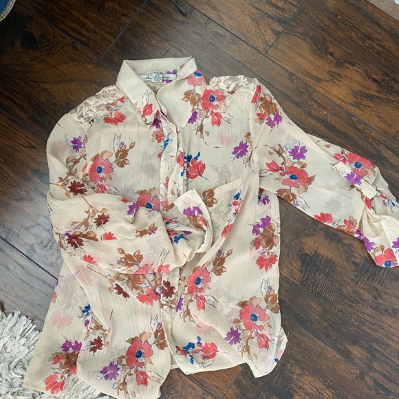 American Rag Button Down - Picture 2 of 4